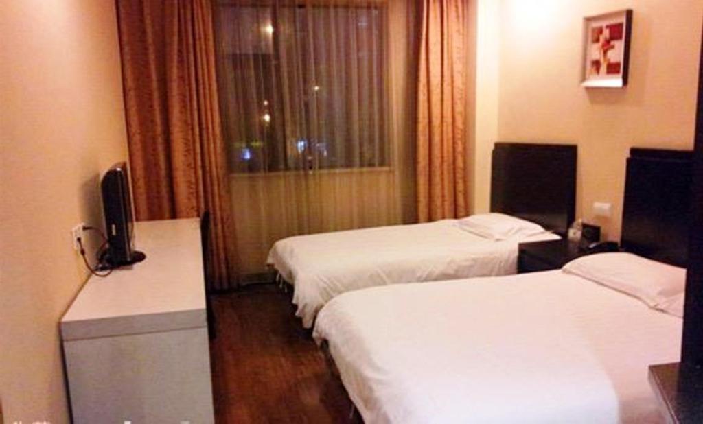 Jitai Hotel - People'S Square Branch Sanghaj Kültér fotó