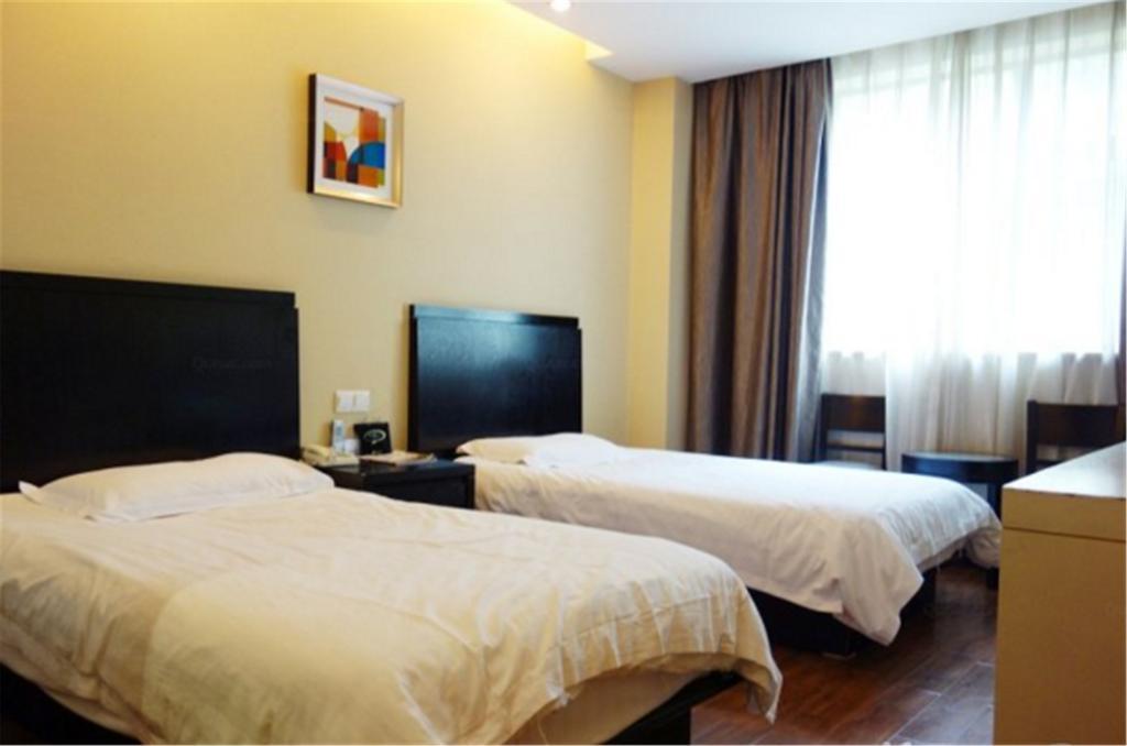 Jitai Hotel - People'S Square Branch Sanghaj Kültér fotó