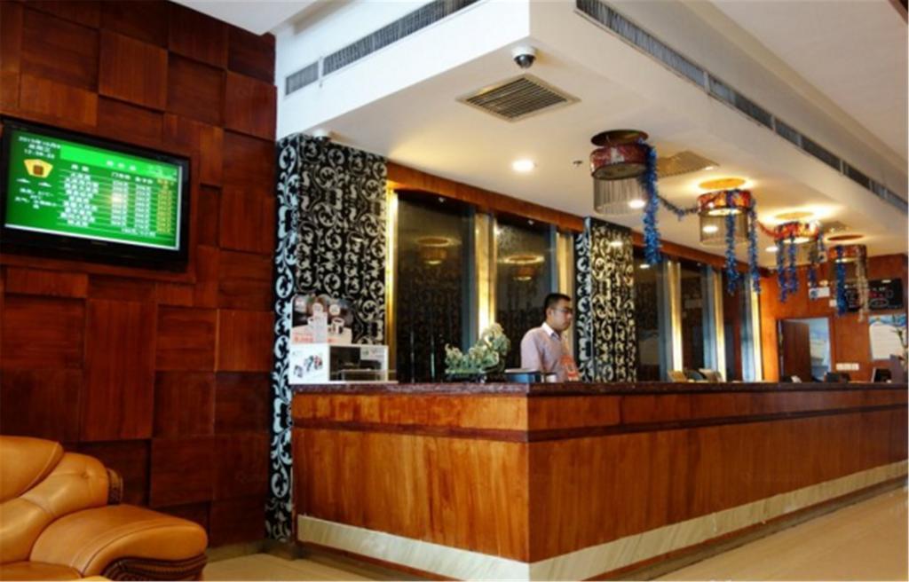 Jitai Hotel - People'S Square Branch Sanghaj Kültér fotó