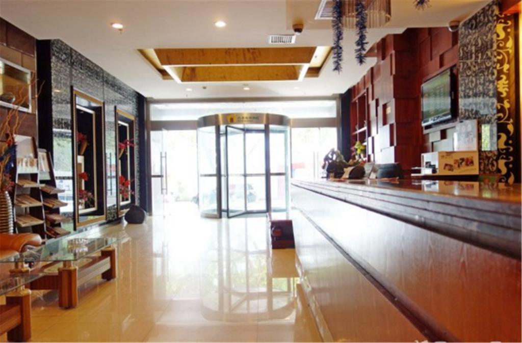 Jitai Hotel - People'S Square Branch Sanghaj Kültér fotó