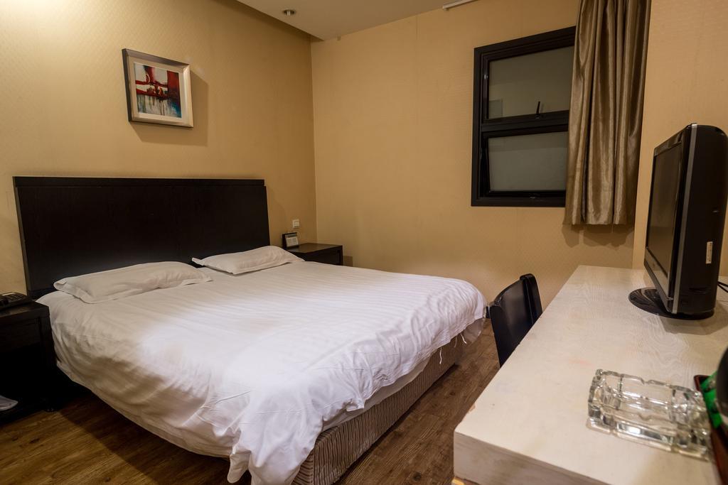 Jitai Hotel - People'S Square Branch Sanghaj Kültér fotó