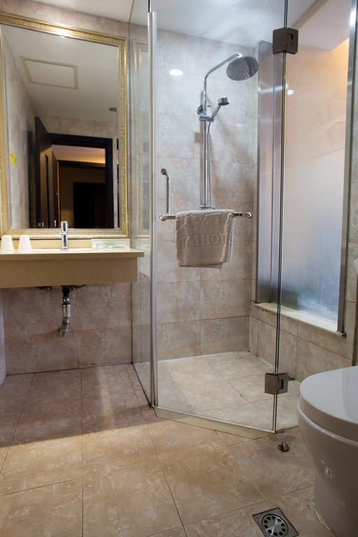 Jitai Hotel - People'S Square Branch Sanghaj Kültér fotó